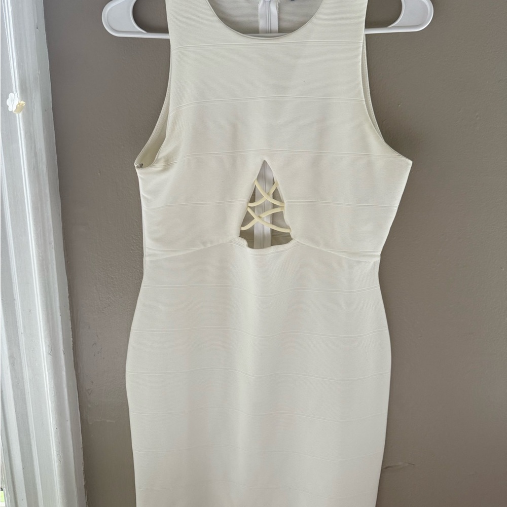 Elegant Cream Sleeveless Dress